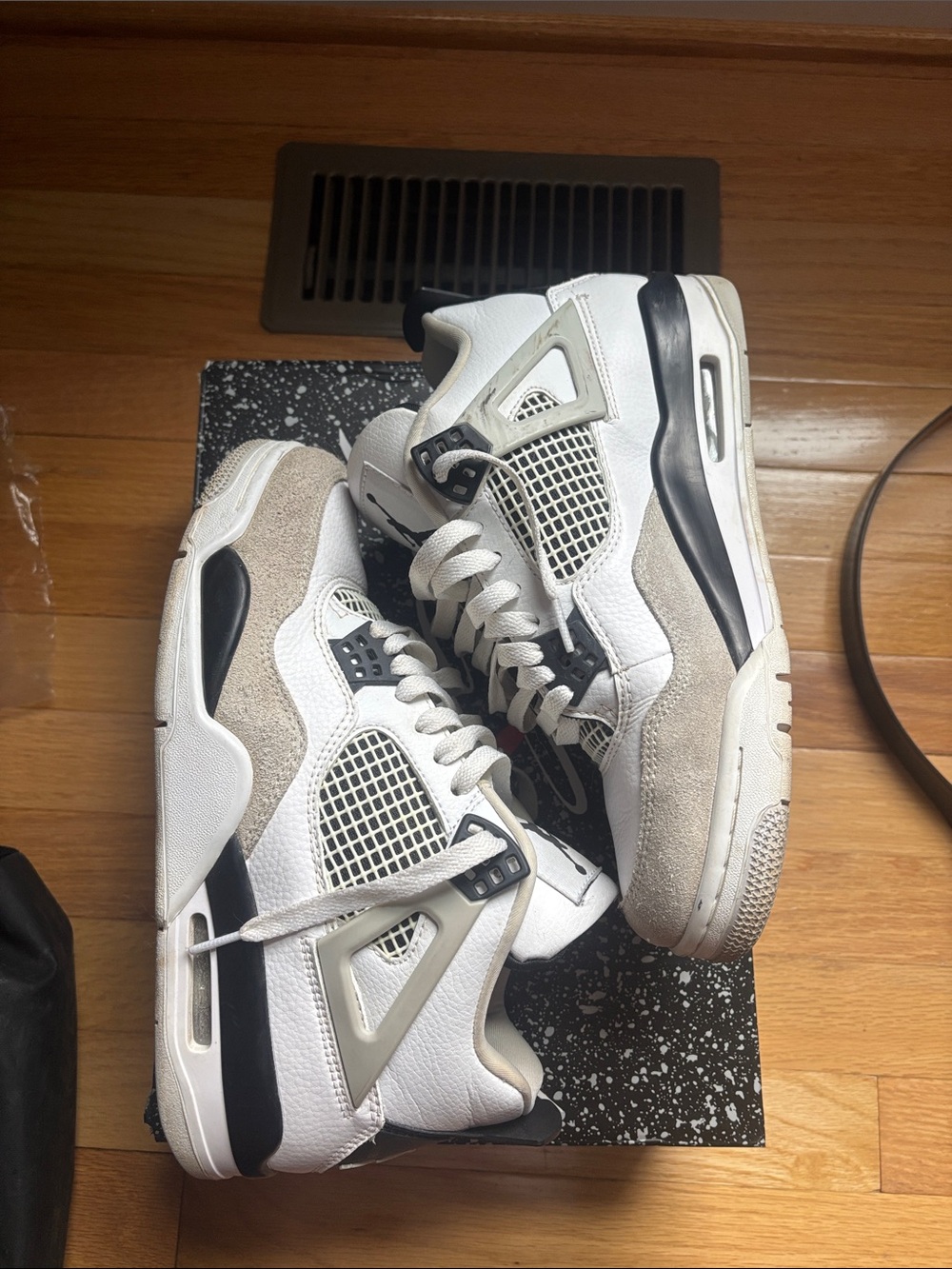 Air Jordan 4 Retro “Military Black” | Men’s Size 9